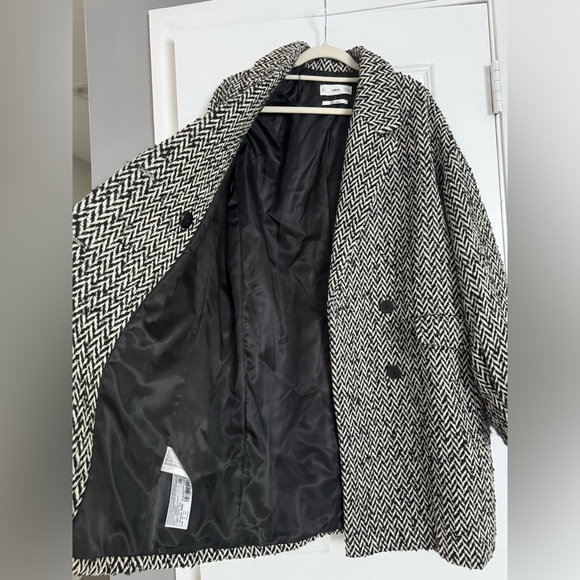 MANGO coat - Picture 8 of 11